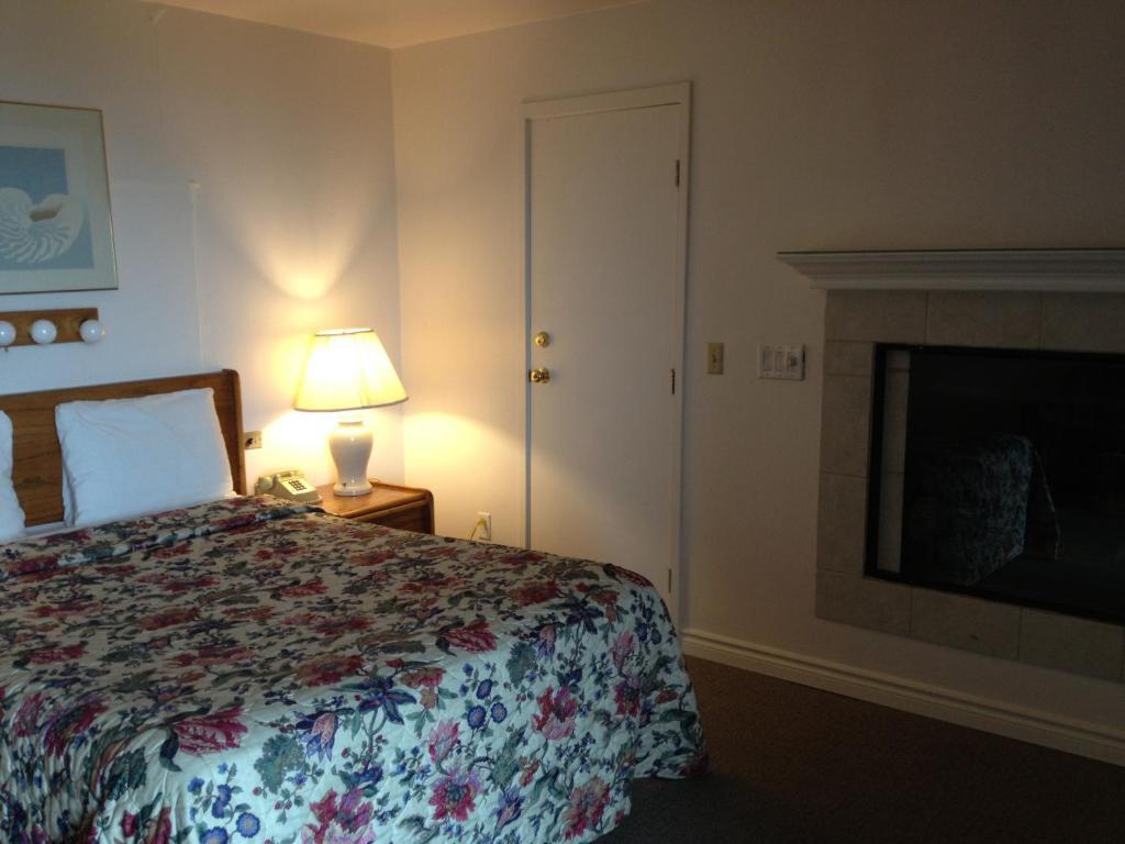 Cozy Cove Beachfront Resort Inn Lincoln City Rom bilde