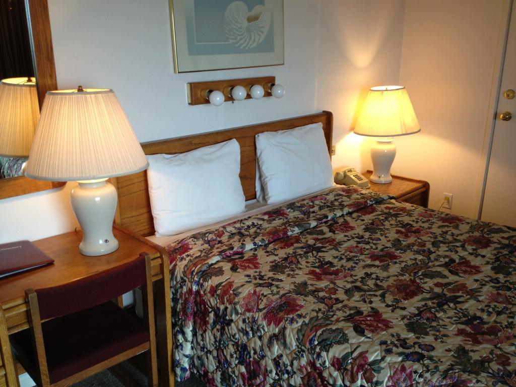 Cozy Cove Beachfront Resort Inn Lincoln City Eksteriør bilde